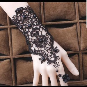 Black lace bracelet
